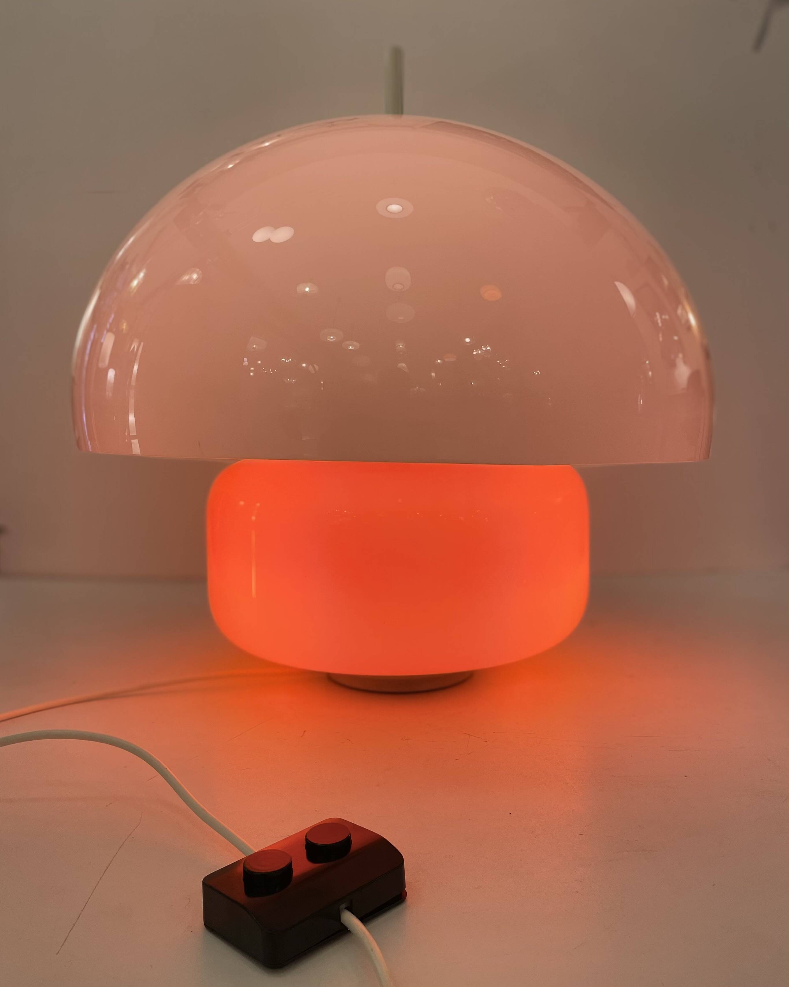 Table lamp in the style of Martinelli Luce, 1970s.