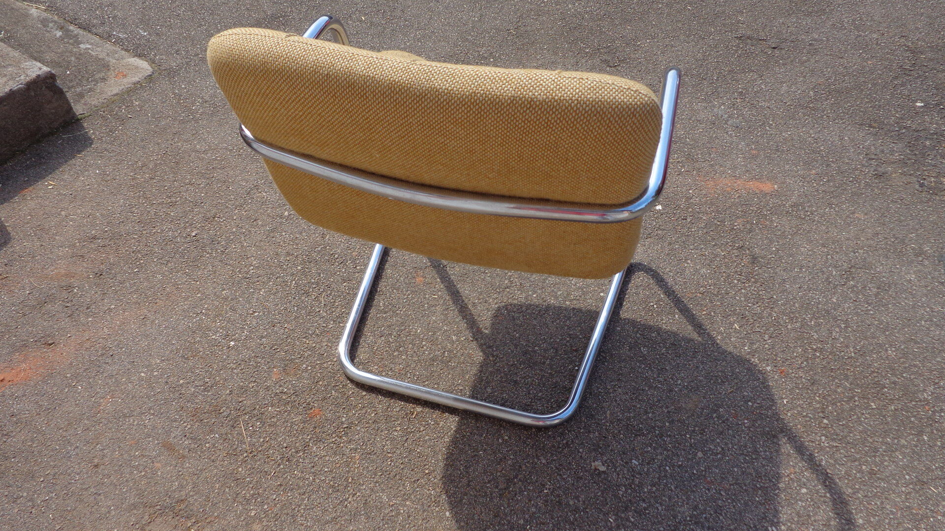 Storm Airborn Yves Christin armchair