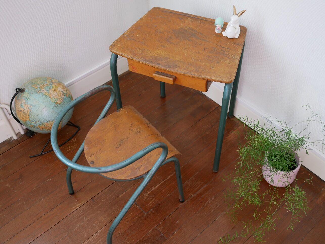 Bureau et chaise enfant Mullca 300 - Jacques Hitier