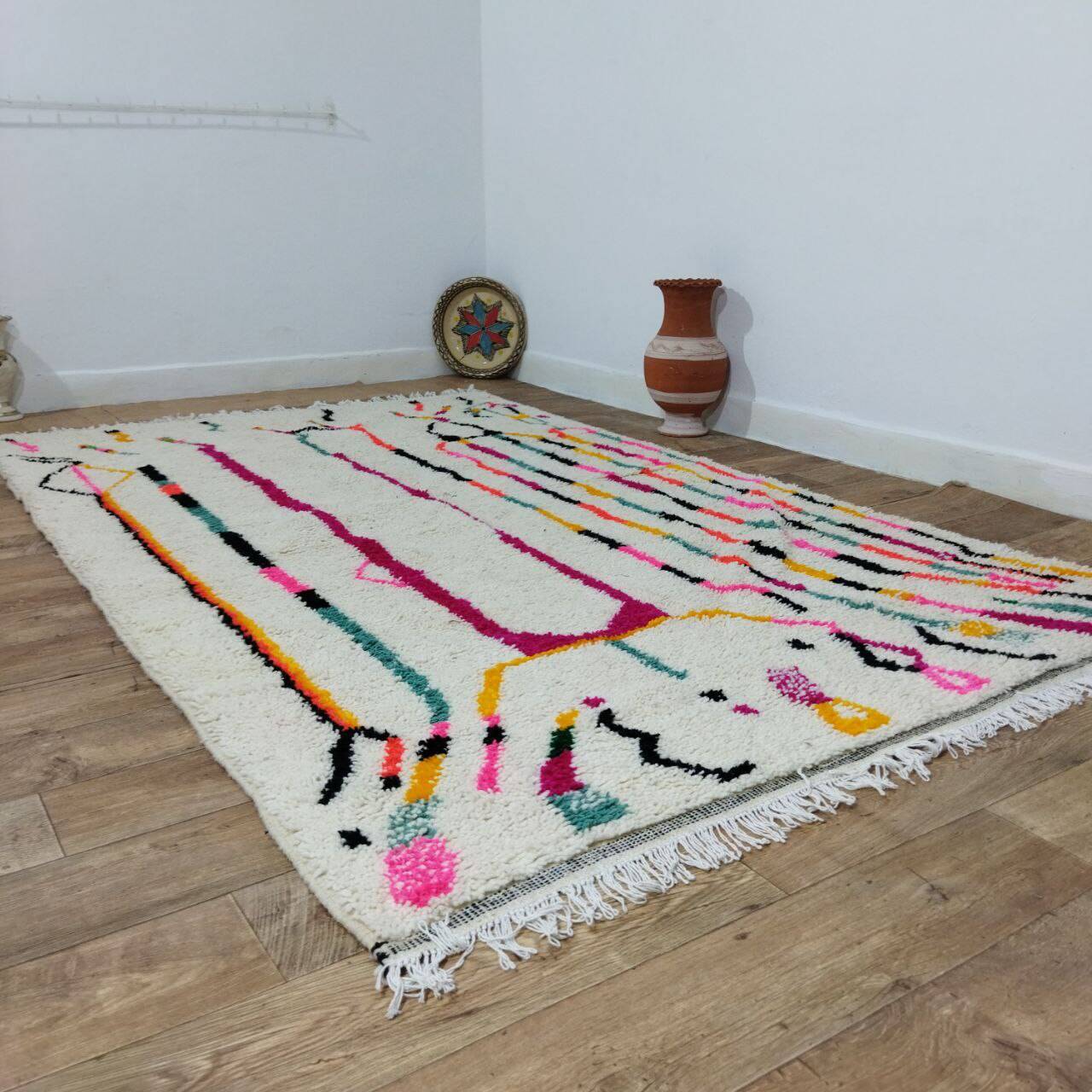 Handmade Moroccan Berber Rug 274 X 170 CM
