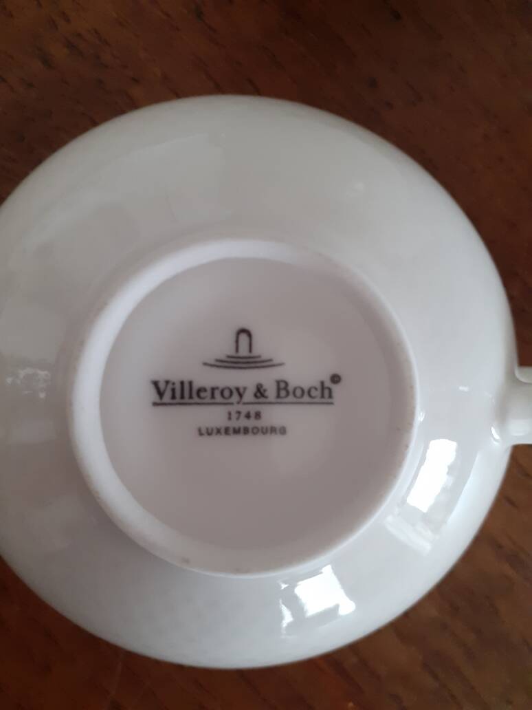 Villeroy and Boch Luxembourg white tea cups,