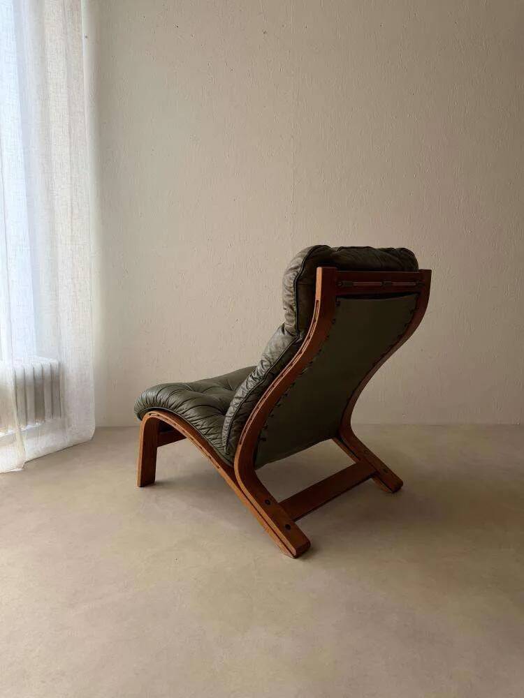 Scandinavian armchair Rybo Rykken Solheim green leather teak