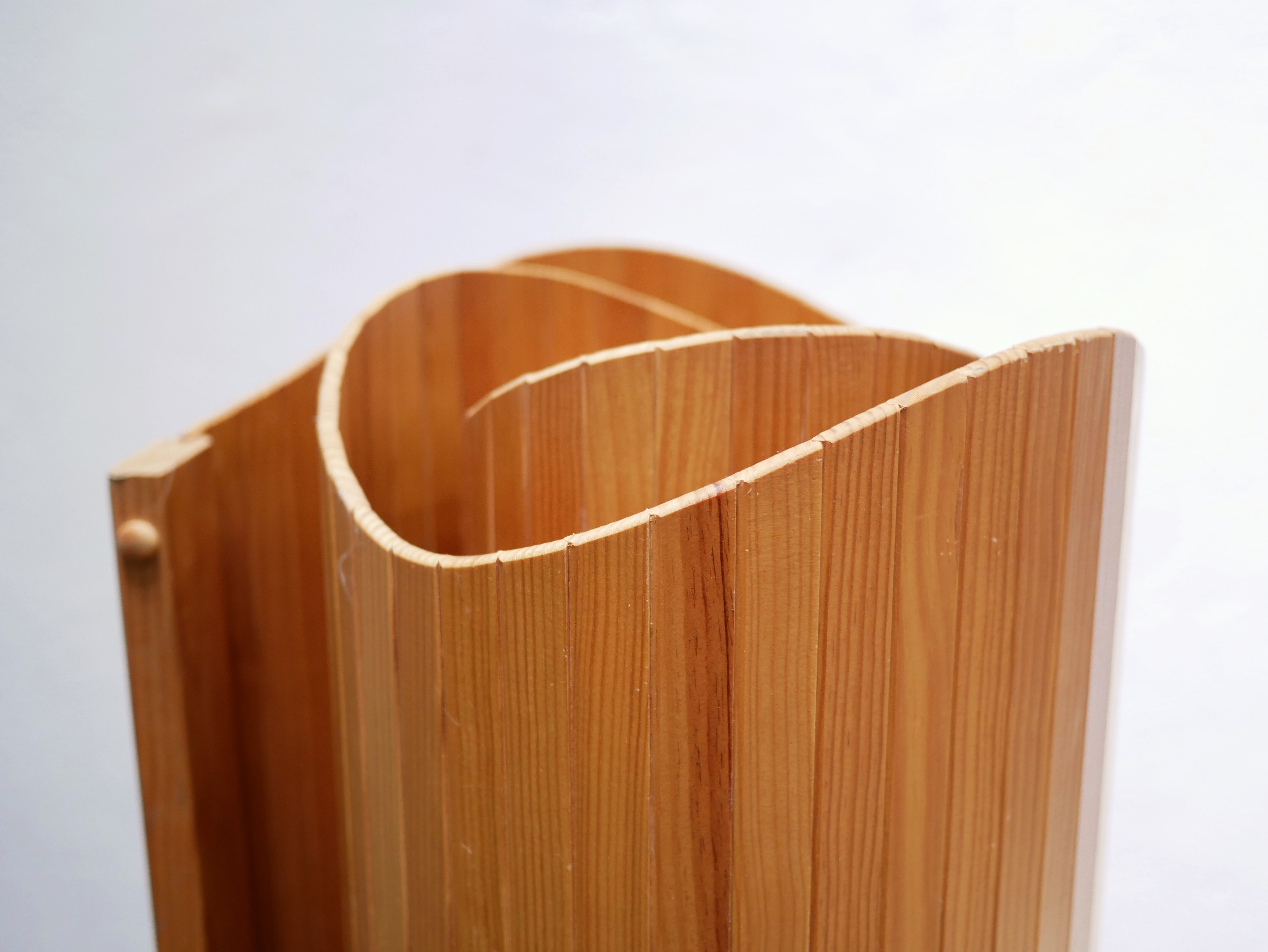 Vintage wooden screen published by Habitat