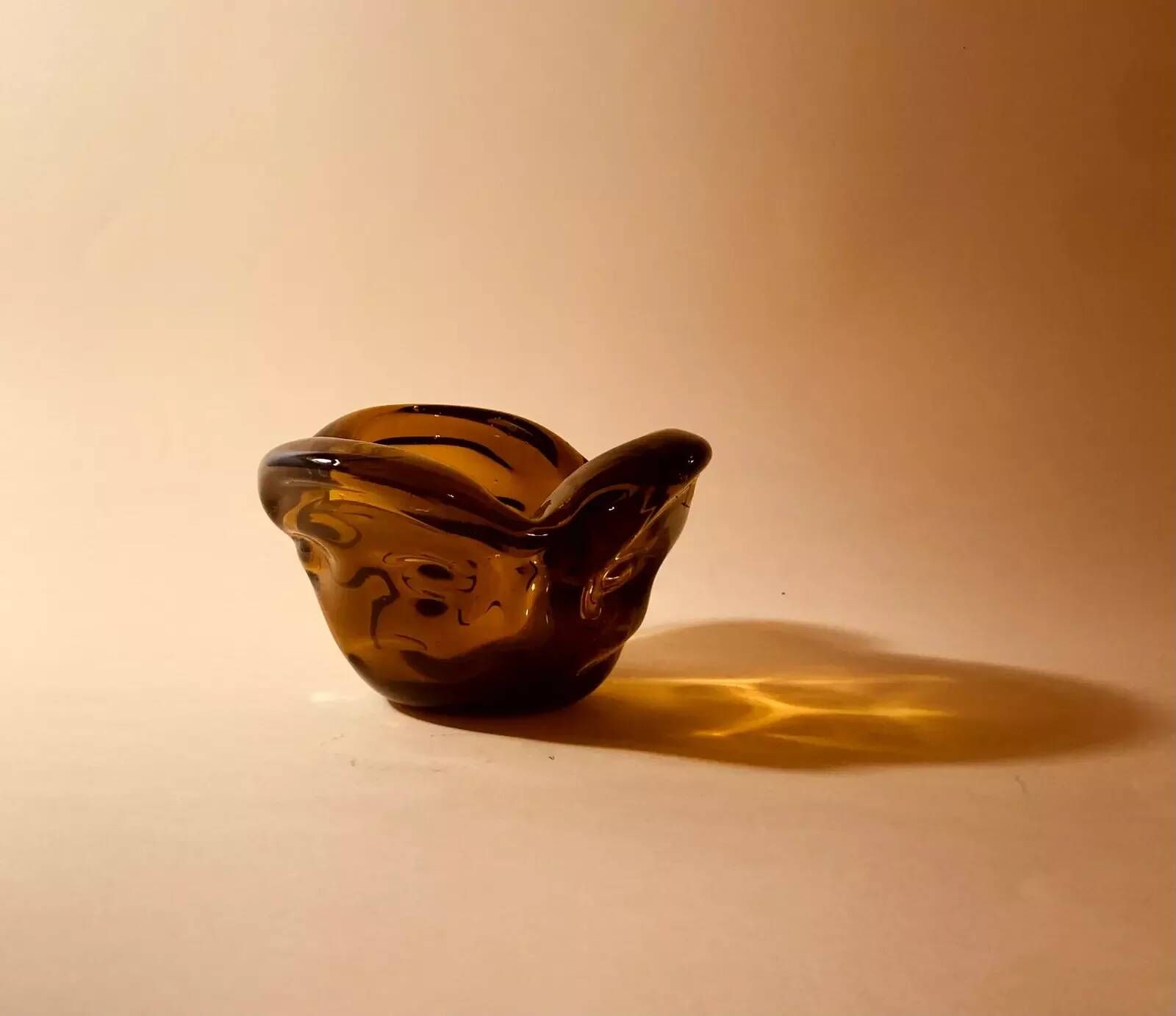 Modern vintage glass bowl Gyula Budveszel Hungary 1990s