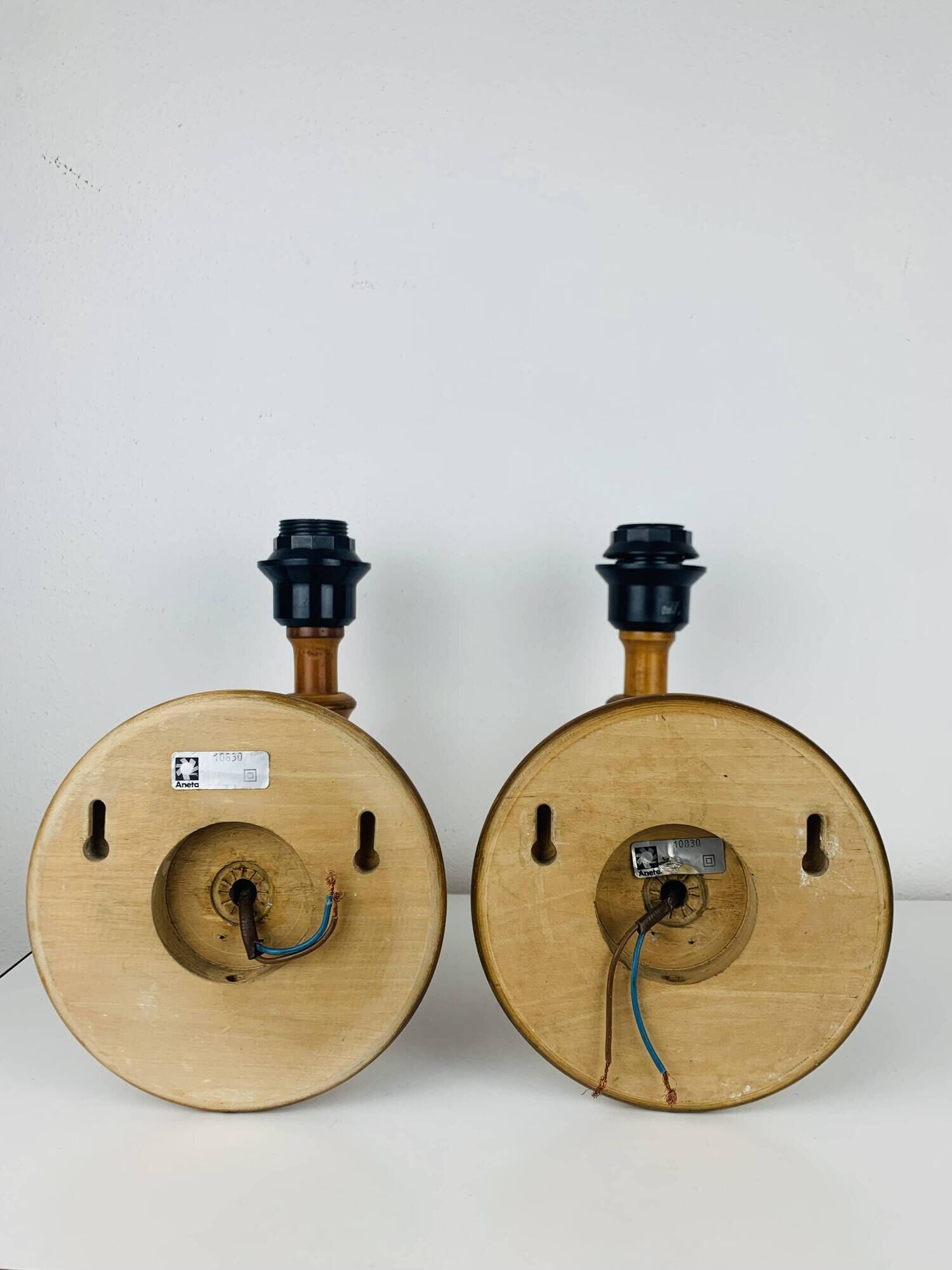 Pair of Aneta Scandinavian wooden wall lights, 1960s