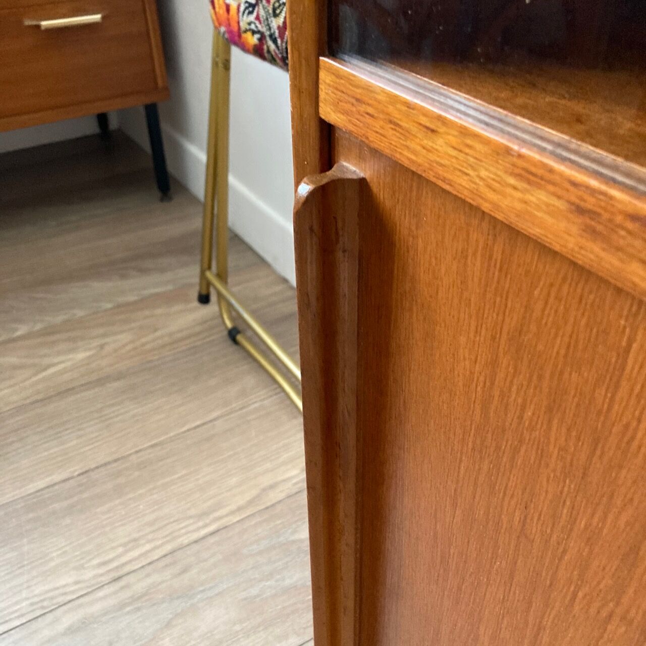 Library showcase 60s