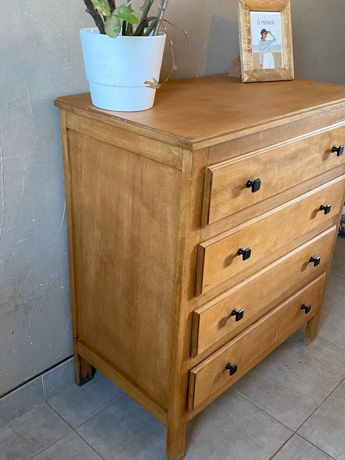 Vintage light oak chest of drawers