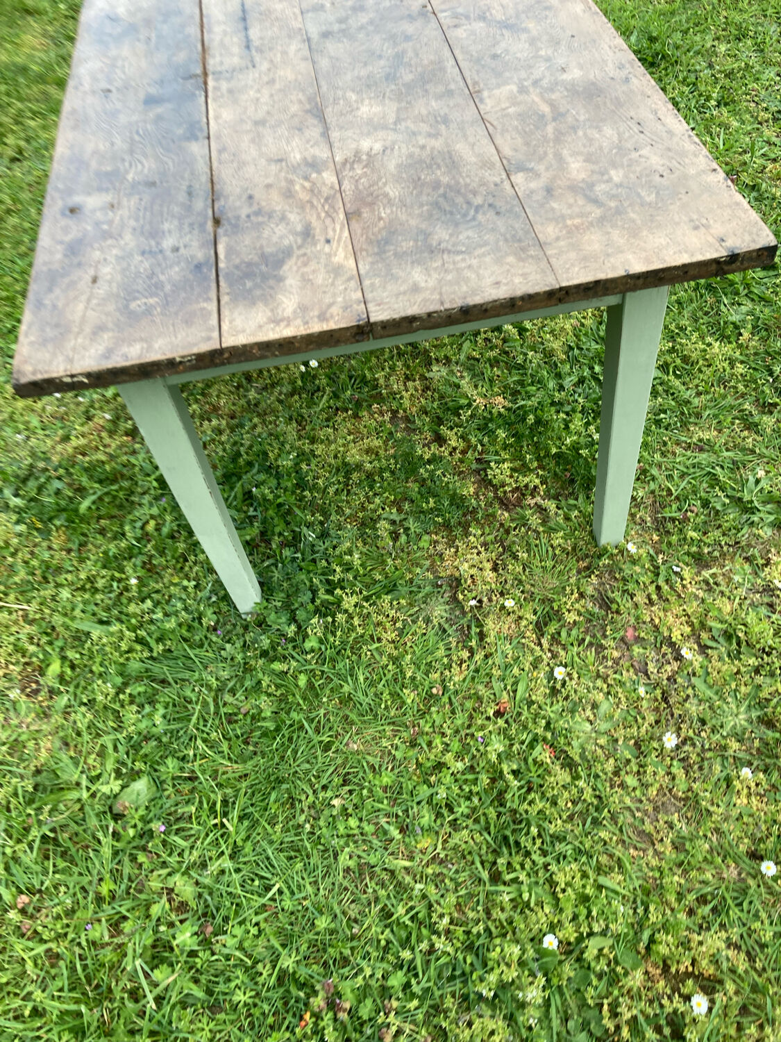 Farmhouse table