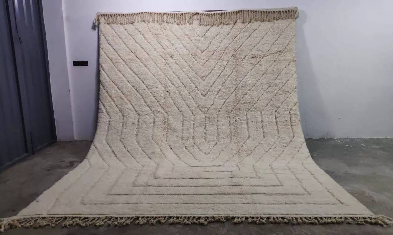 Beniouaren Beige Rug – 400x300 cm