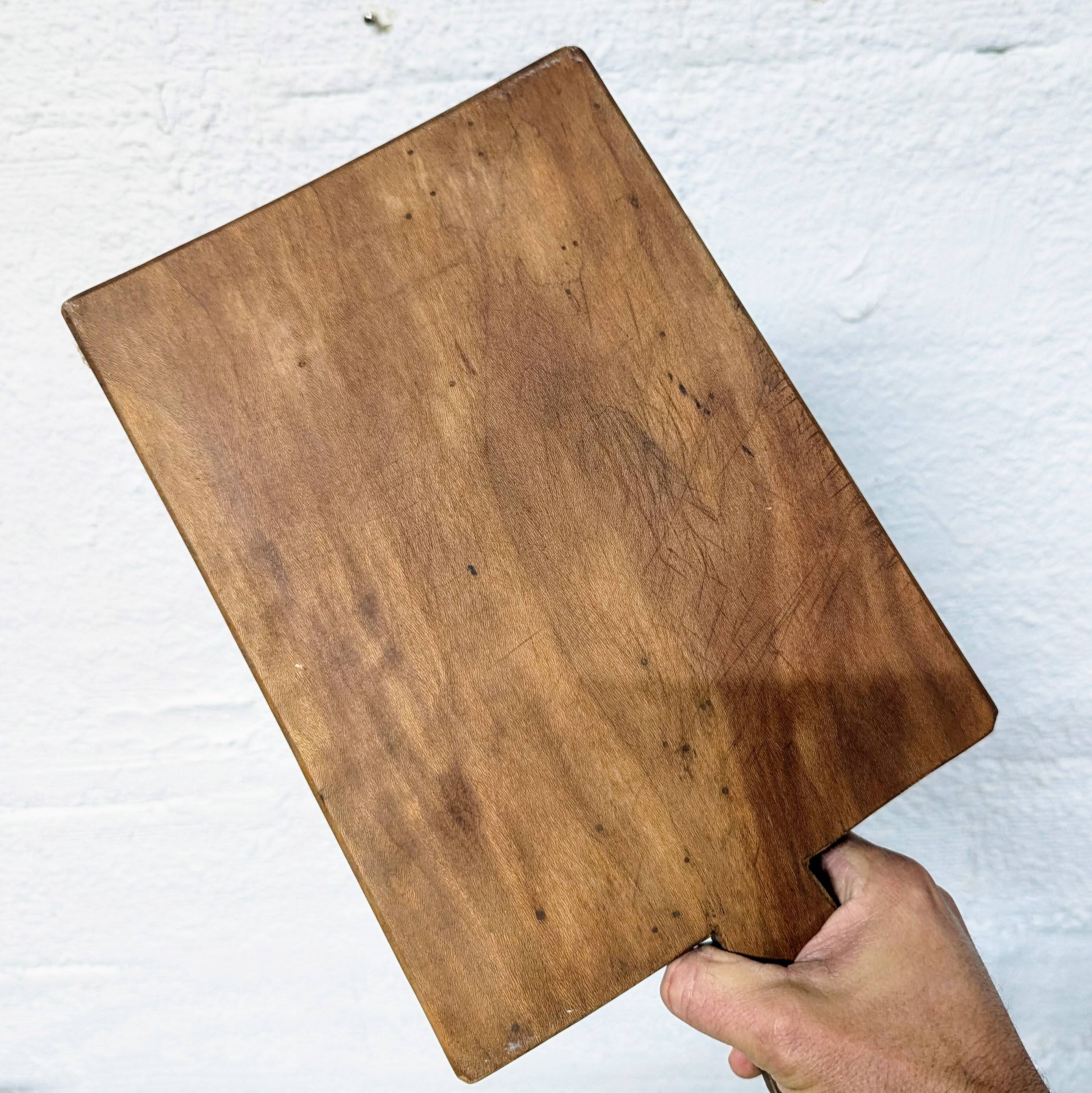 Wooden cutting board