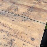 Farm table