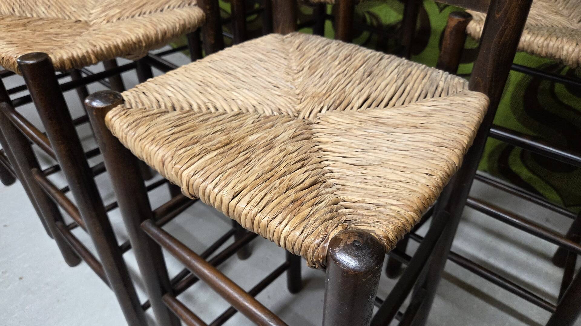 Lot of 6 stools with woven straw seats, chalet style 1970.
