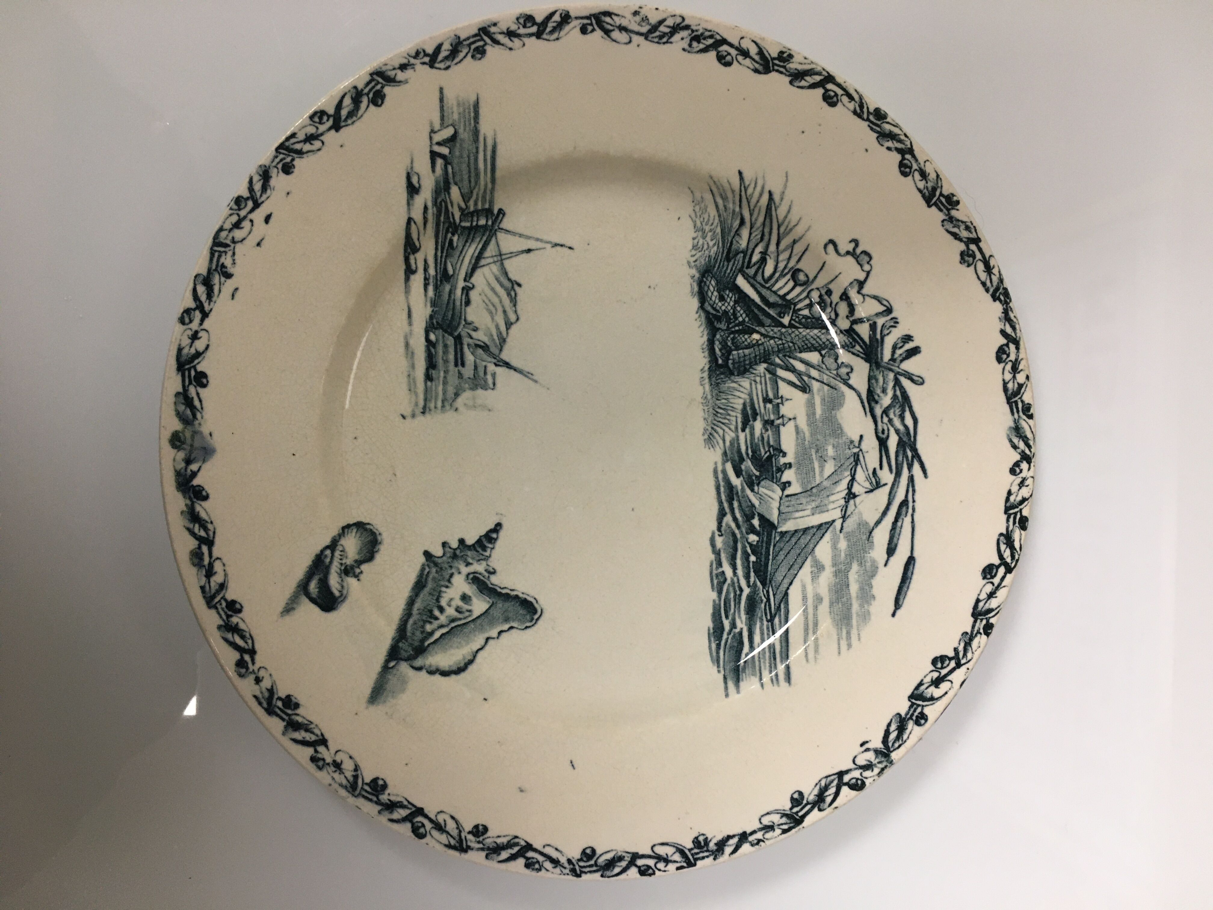 6 flat plates Terre de fer Creil and Montereau marine model