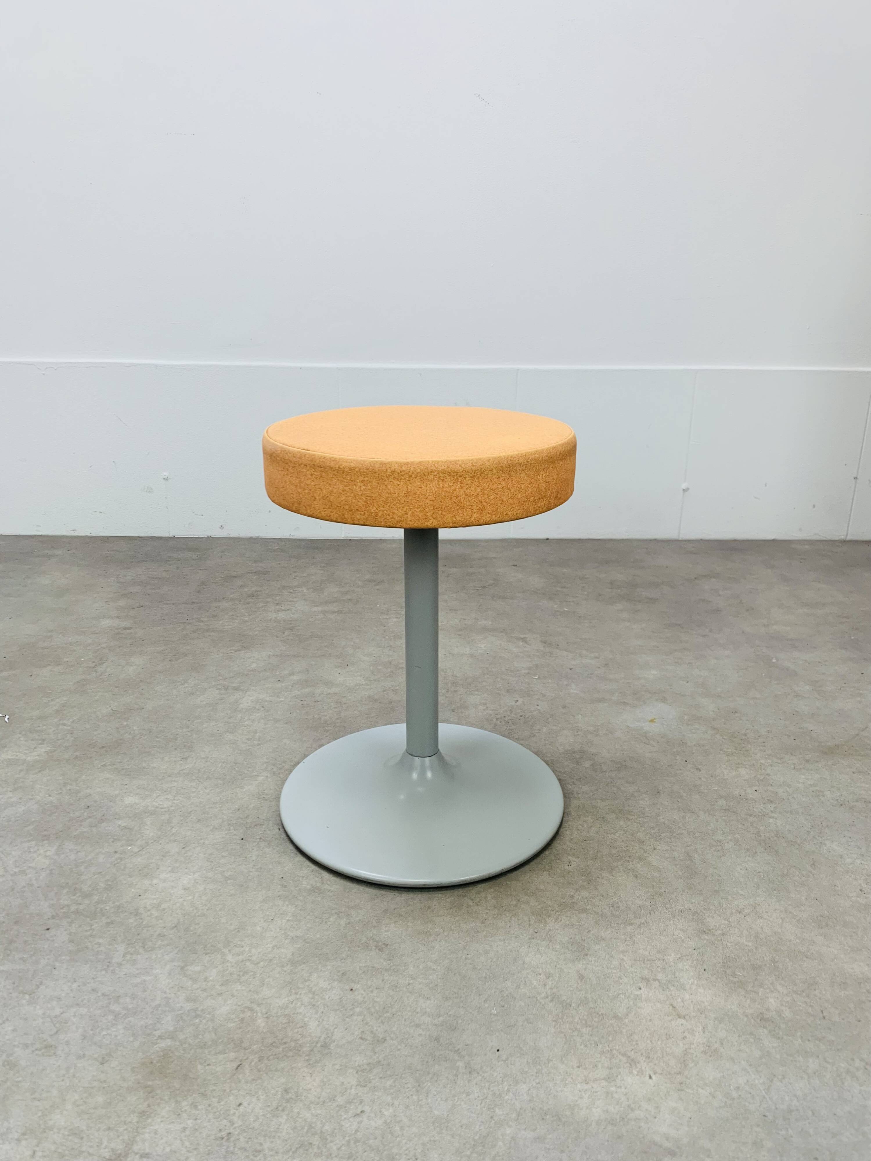 Orange tulip foot stool from the 80s, vintage