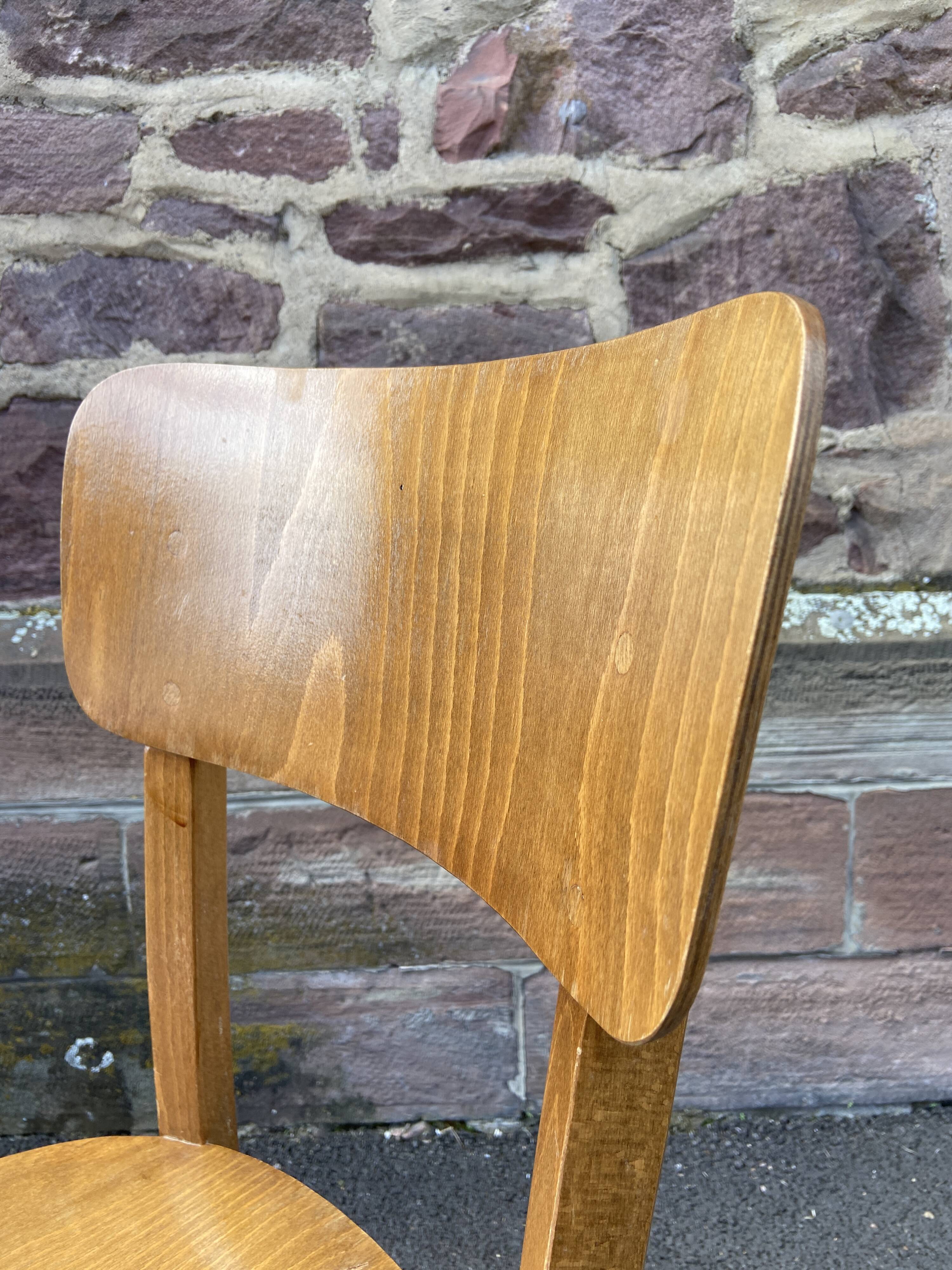 4 bistro chairs Curved wood Restaurant Paris bistro baumann 1970