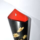 Cornet vase in "Chinese lacquer" floral Napoleon III black and red