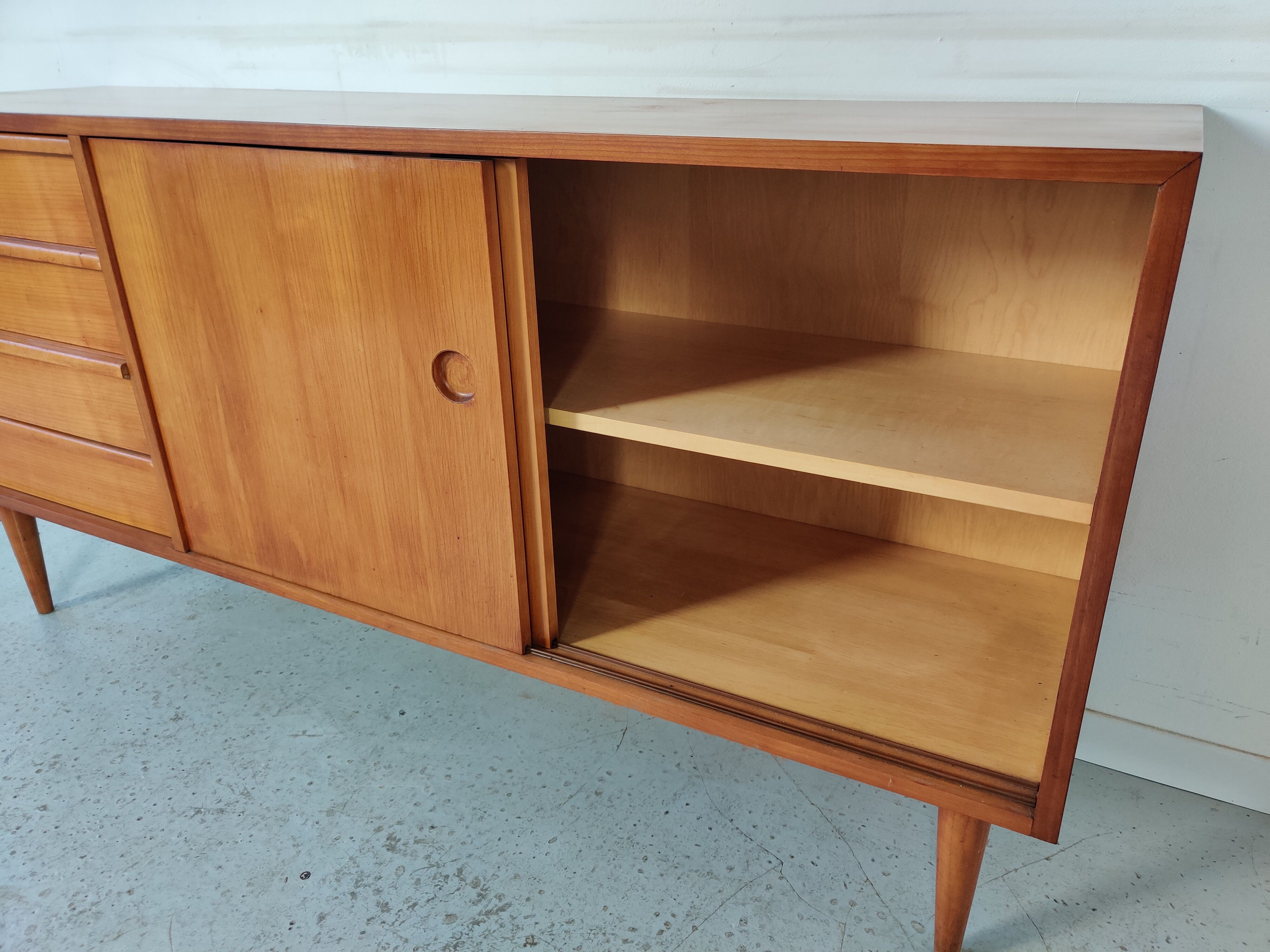 Scandinavian sideboard 60