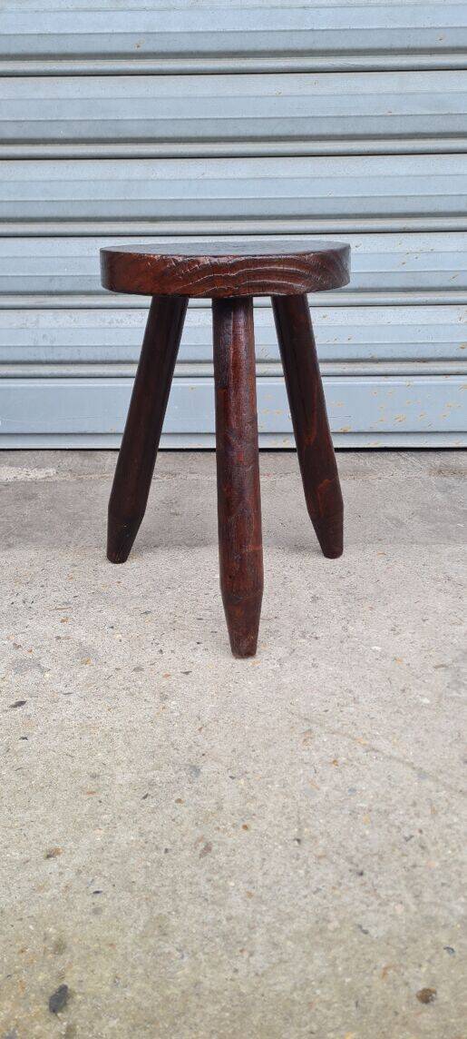 Tabouret tripode