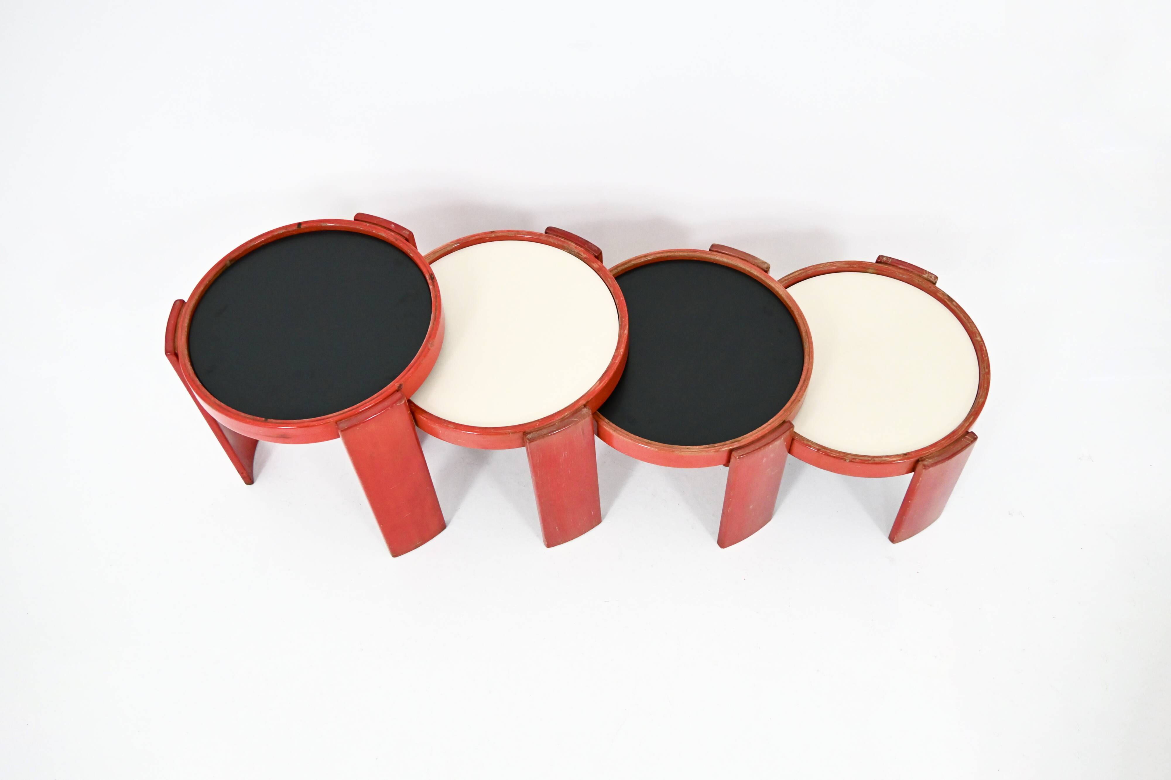 Nest tables model 780 by Gianfranco Frattini for Cassina, 1960s.