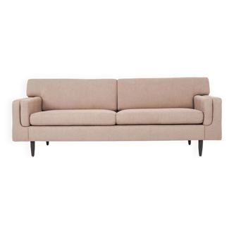 Brown Helsinki sofa, Scandinavian design