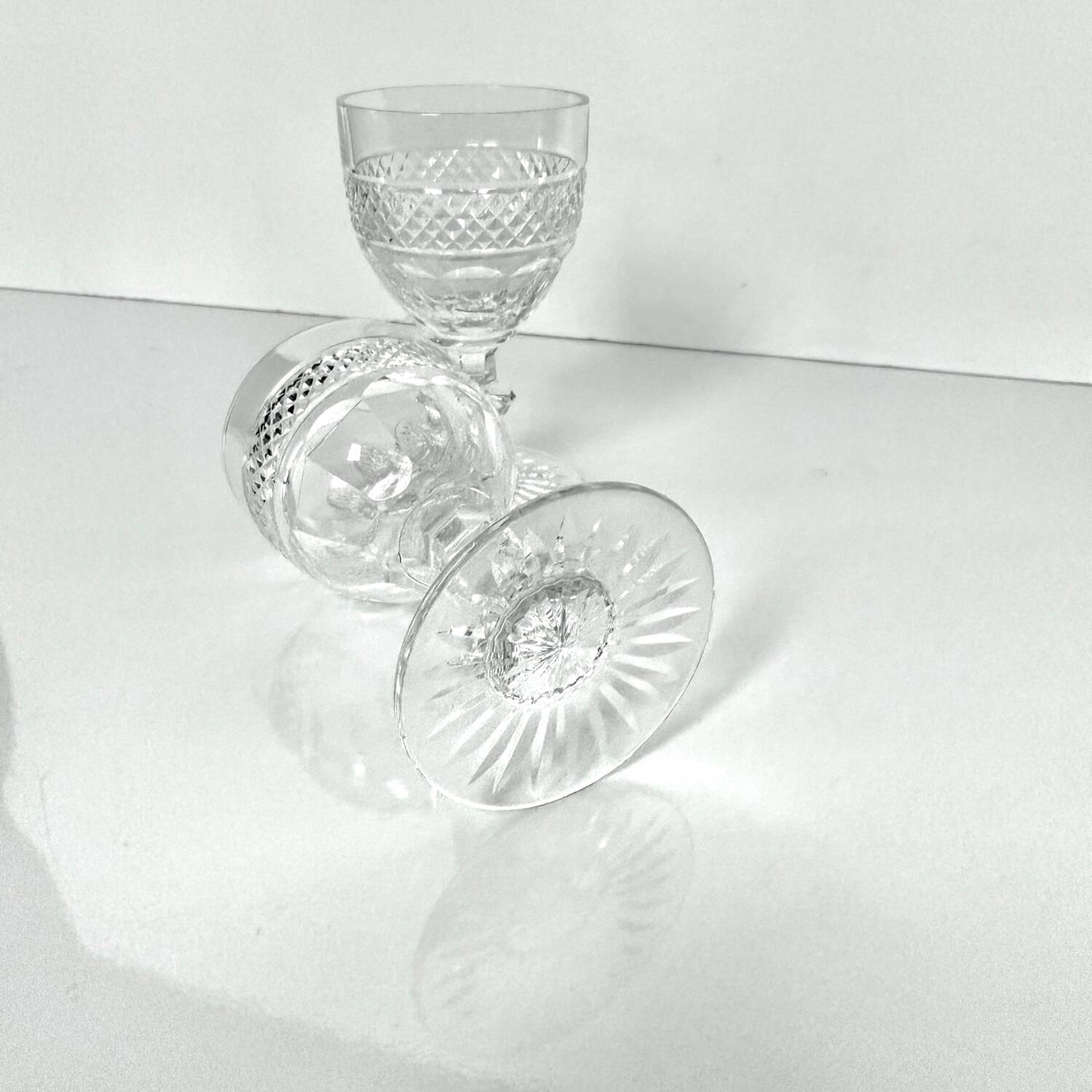 2 crystal Porto glasses by Saint-Louis, Trianon model.