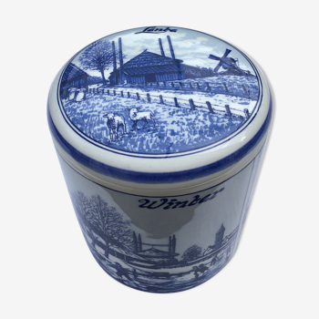 Delft earthenware lid pot