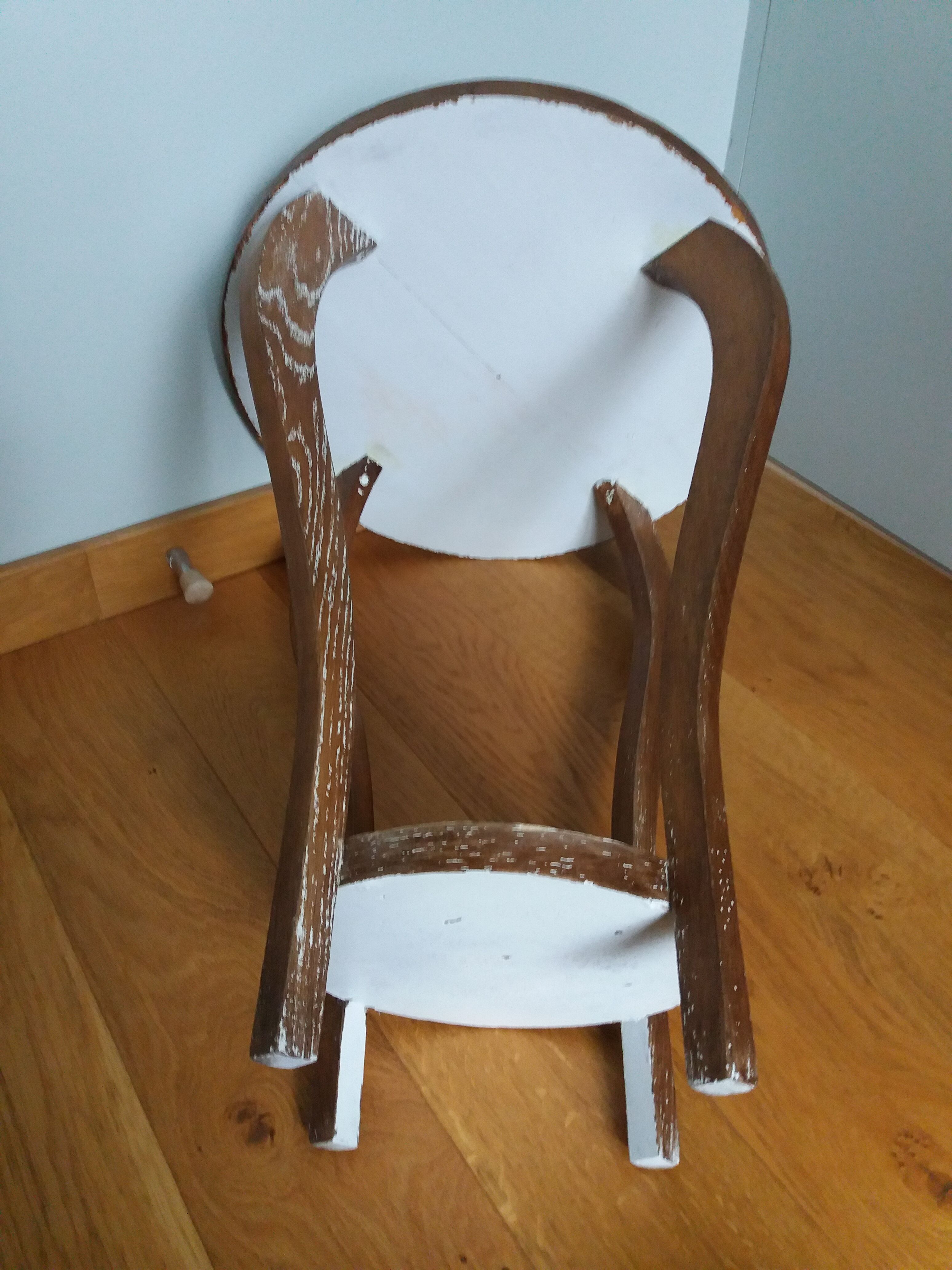 Art Deco pedestal table