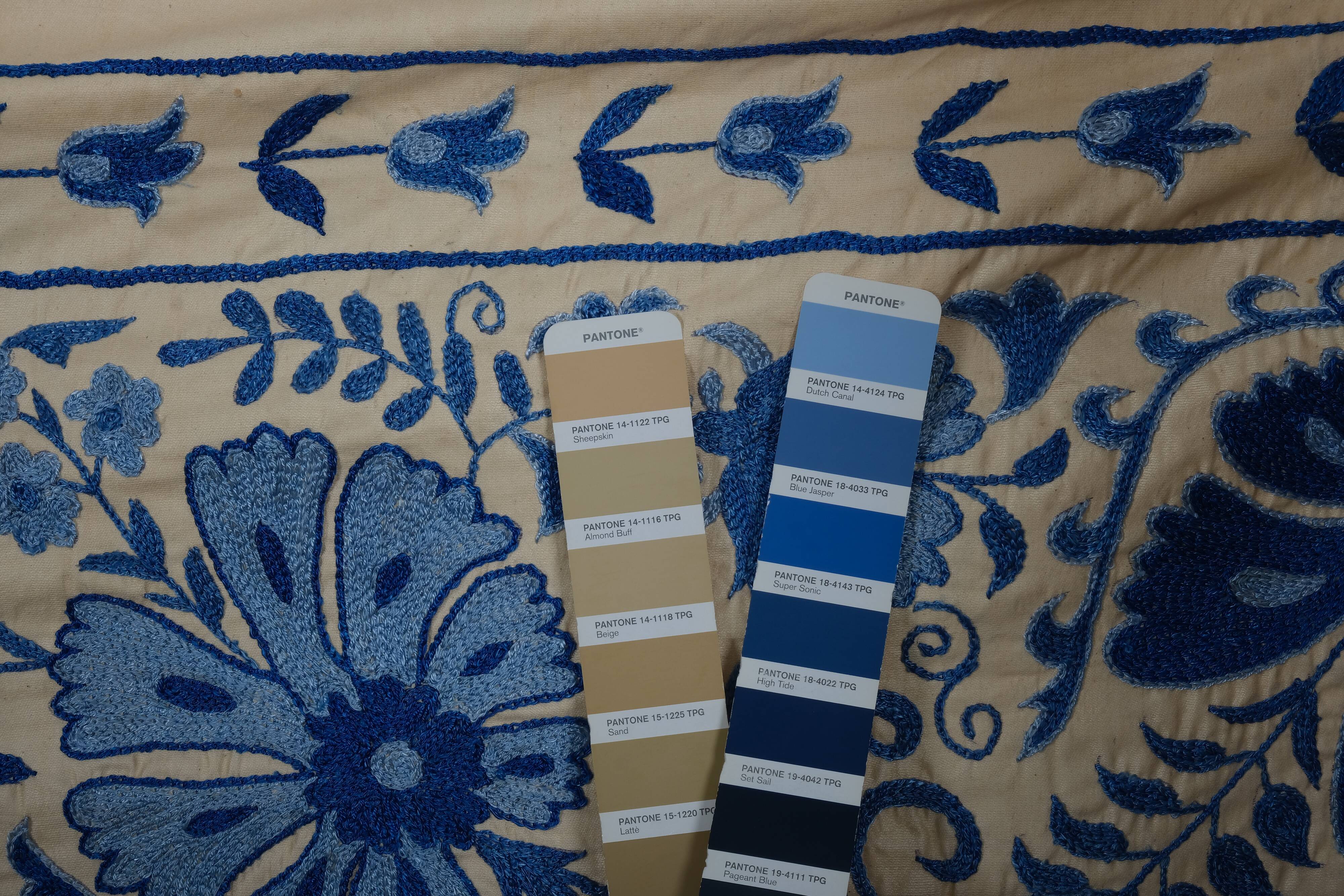 Hand knotted rug, vintage Turkish rug 52x188 cm