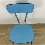 Chaise en formica bleue
