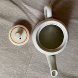 Vintage Solitary Teapot