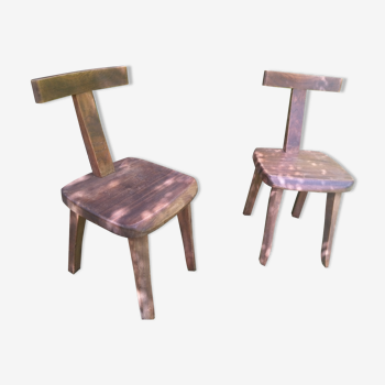 Chaises de type brutaliste