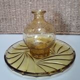 Liquor carafe and serving tray