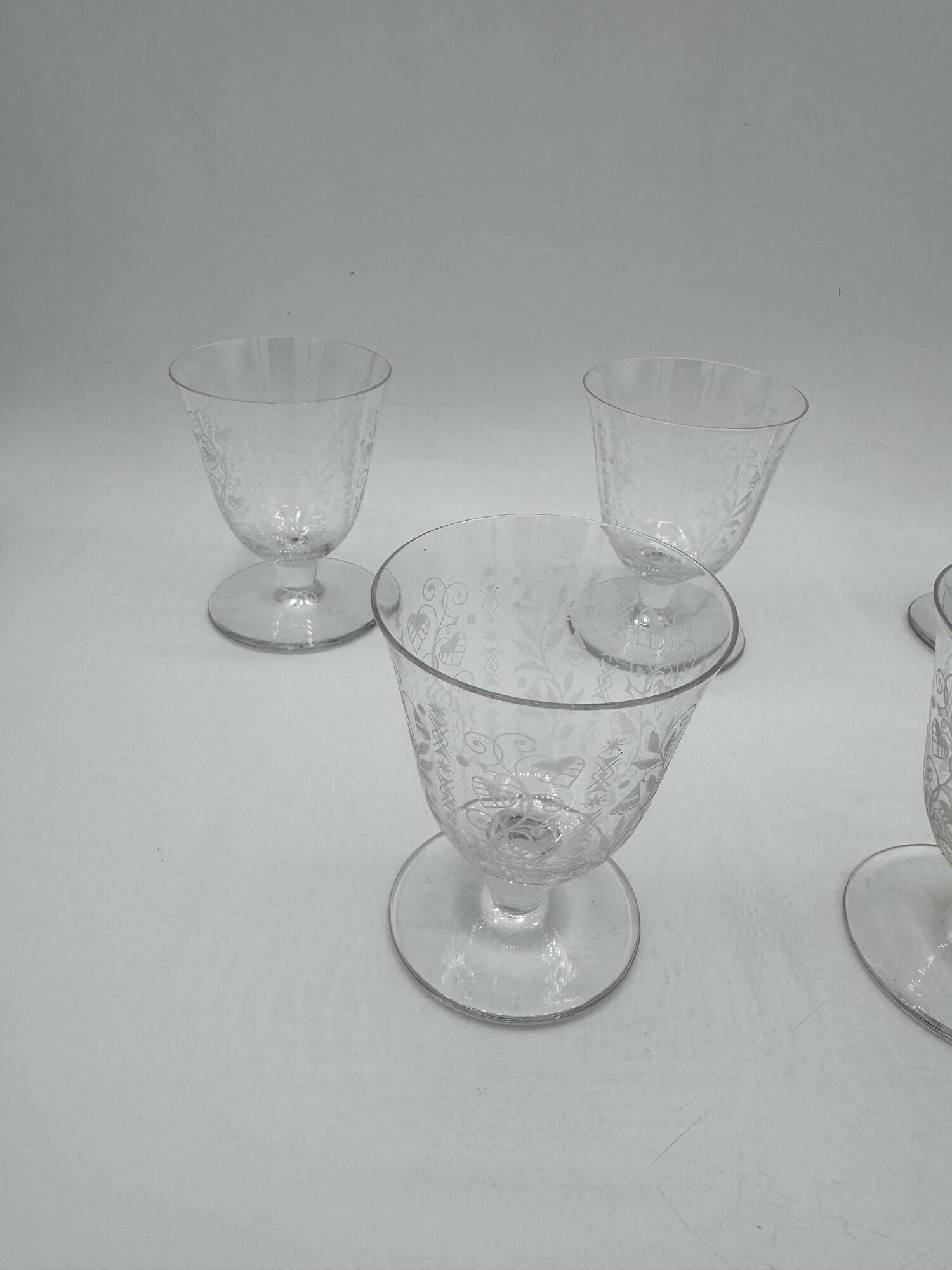 Set of 5 white wine glasses - Baccarat Crystal – Argentina model, 1940