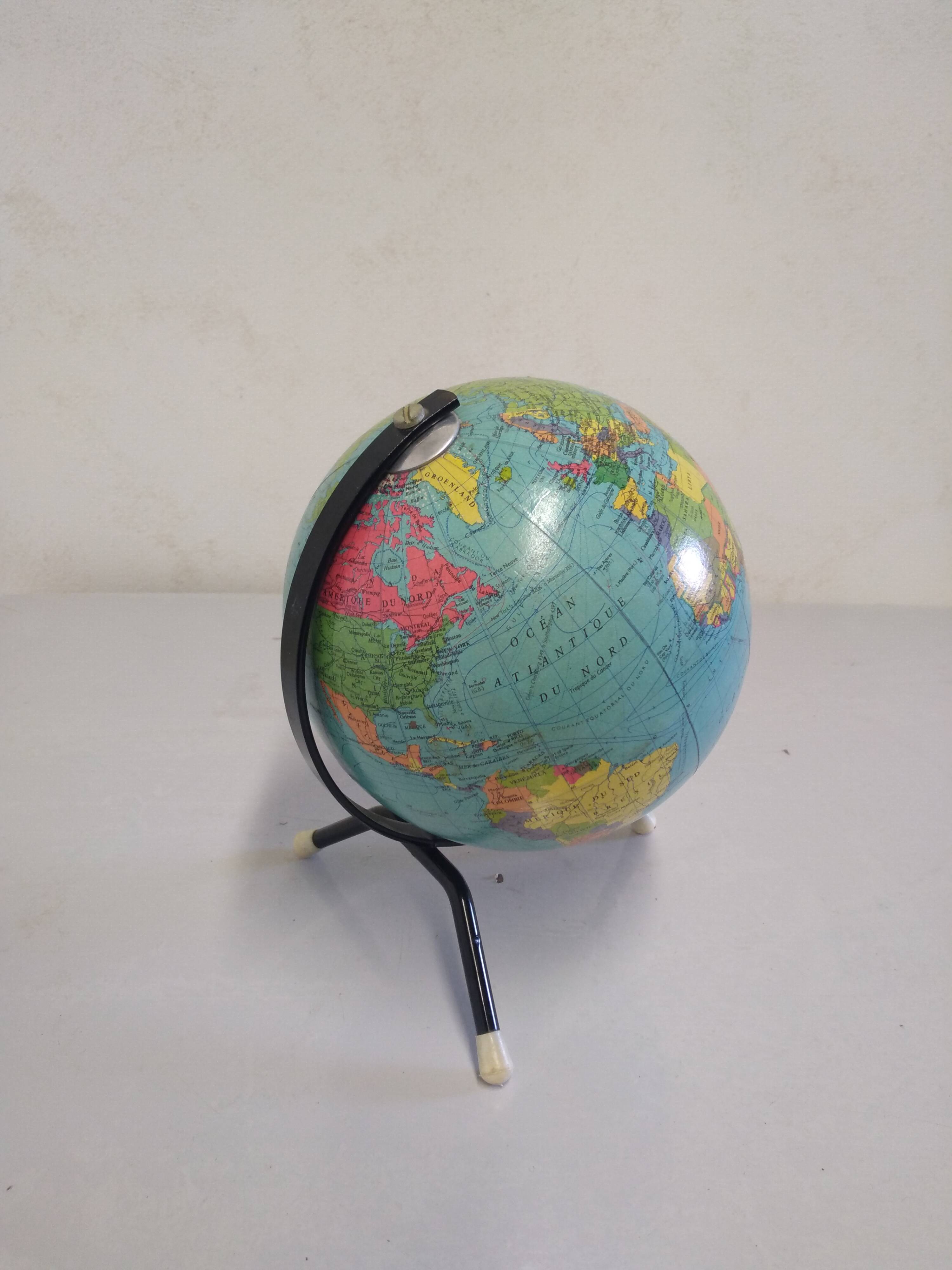 Ancien Globe terrestre carte taride