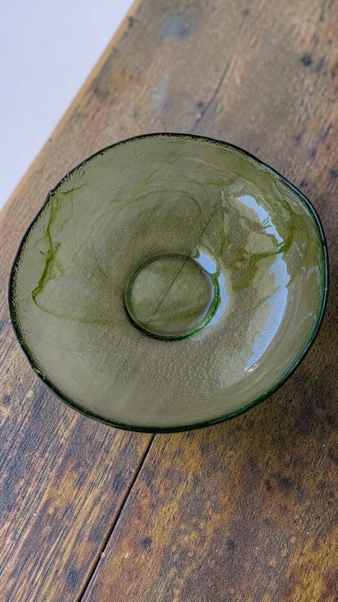 Grand Vintage Salad Bowl XXL 32cm in Hand-Blown Glass – Eco-Friendly Spirit