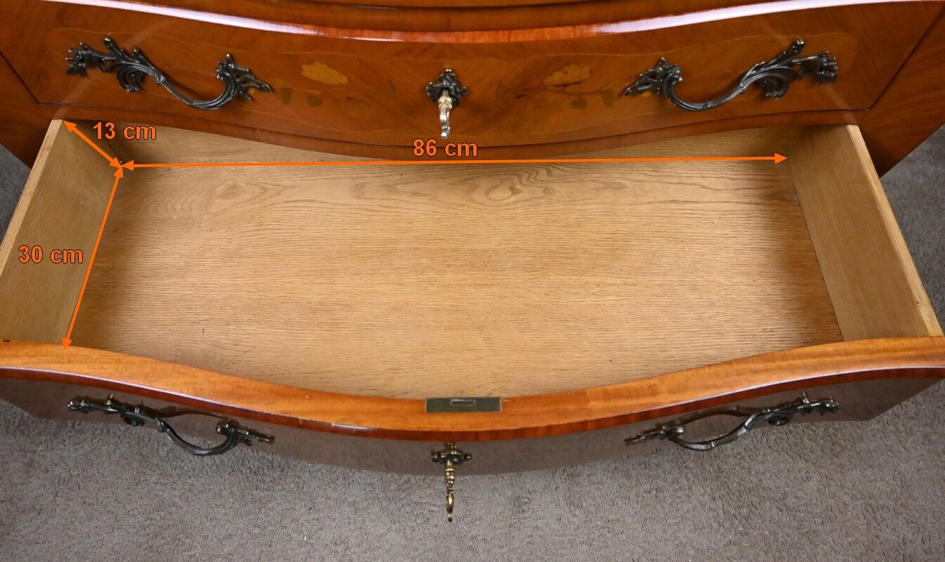 Commode en marqueterie de bois de rose, style Louis XV – 2ème partie XXe
