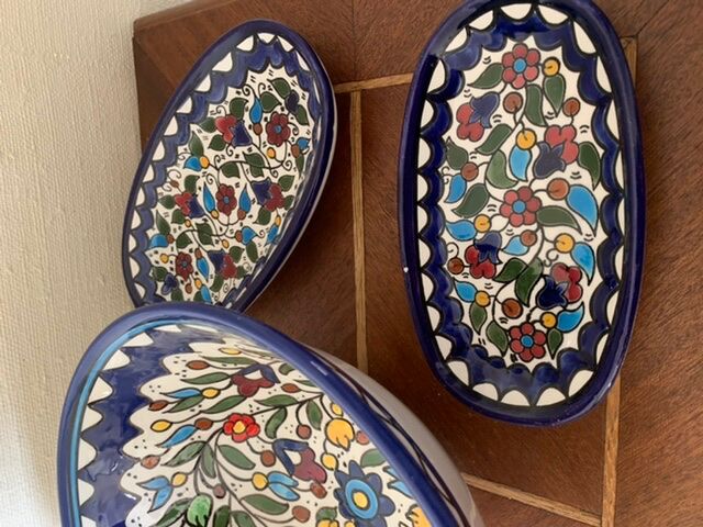 Flowery salad and ramekins