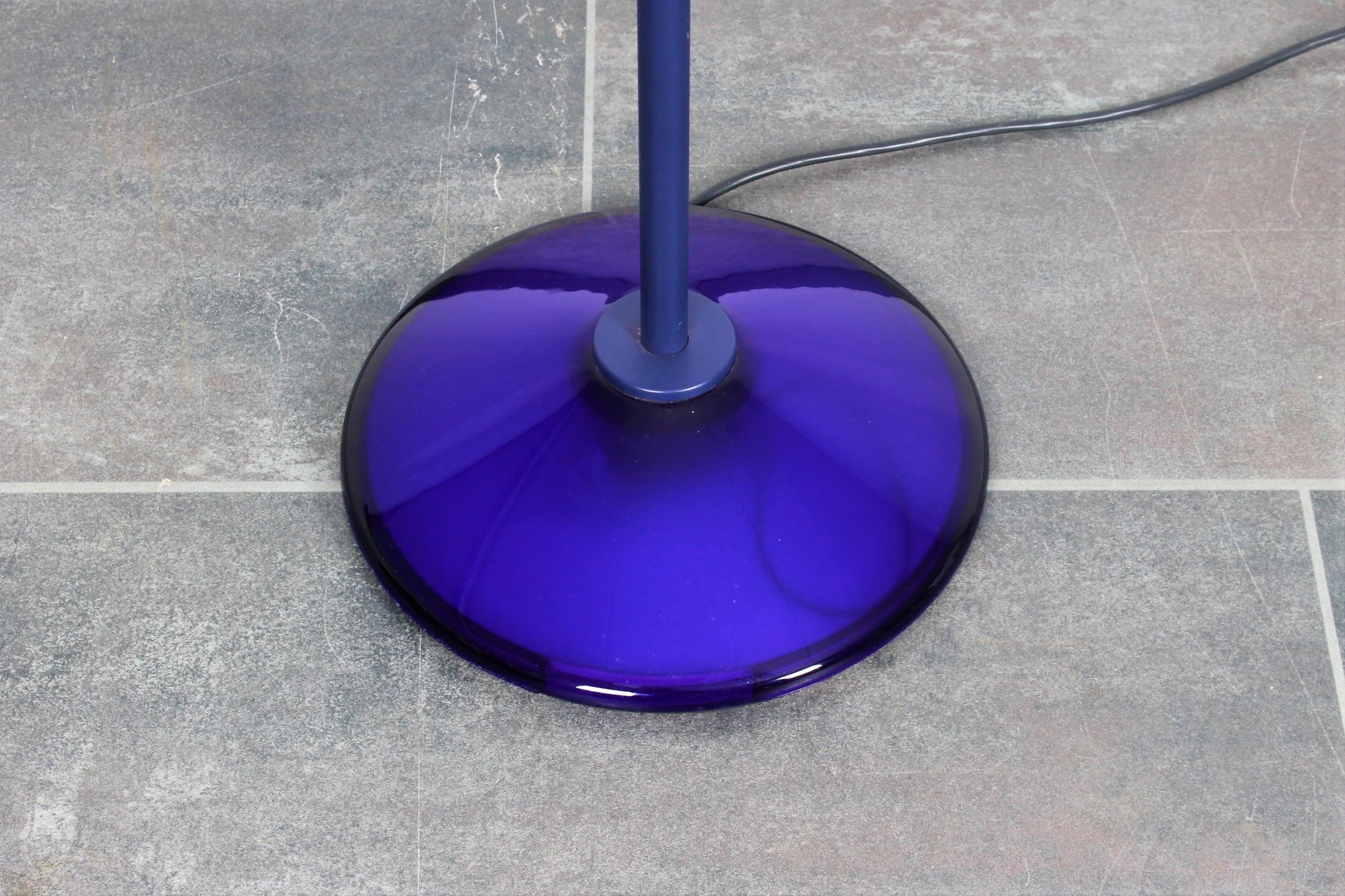 Jill uplighter by Perry King, Santiago Miranda, Gianluigi Arnaldi for Arteluce