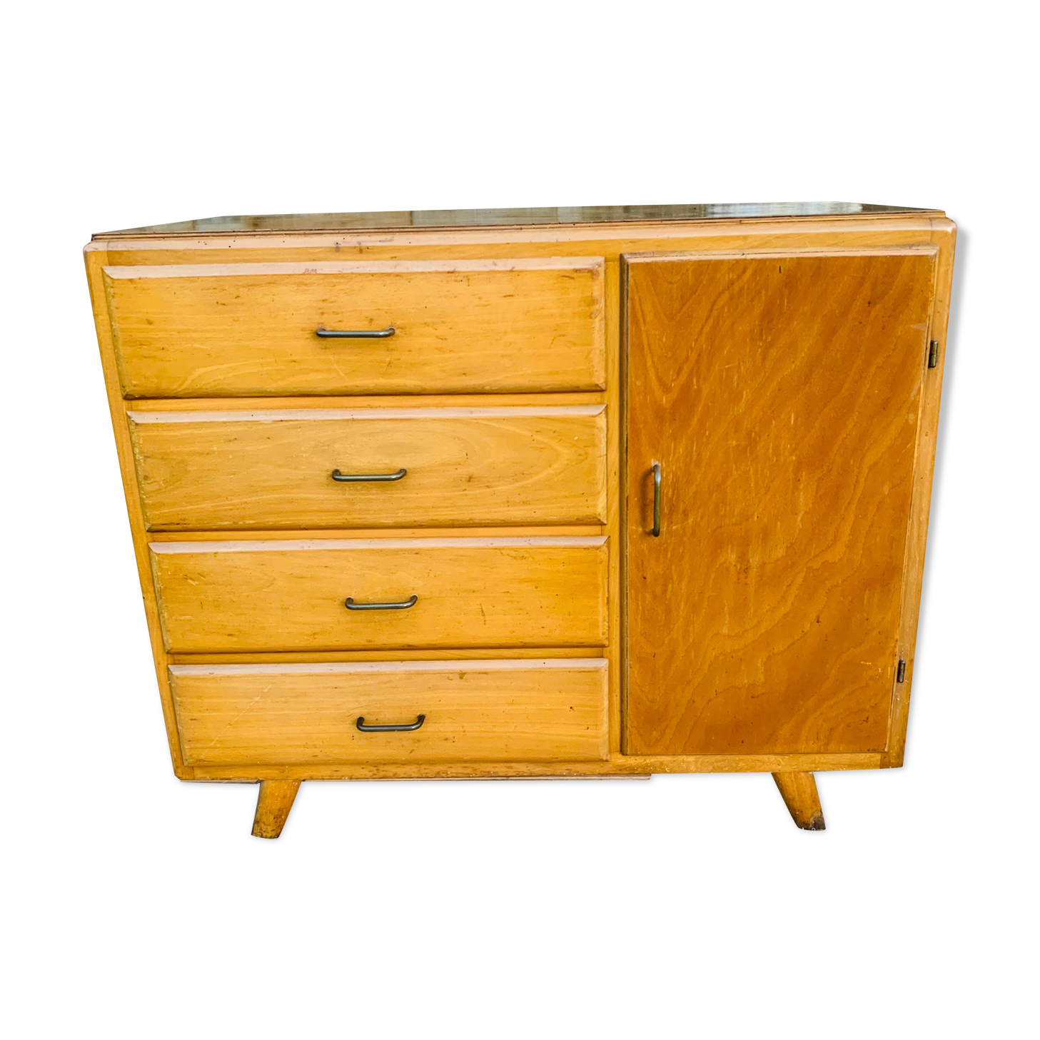 Vintage chest of drawers