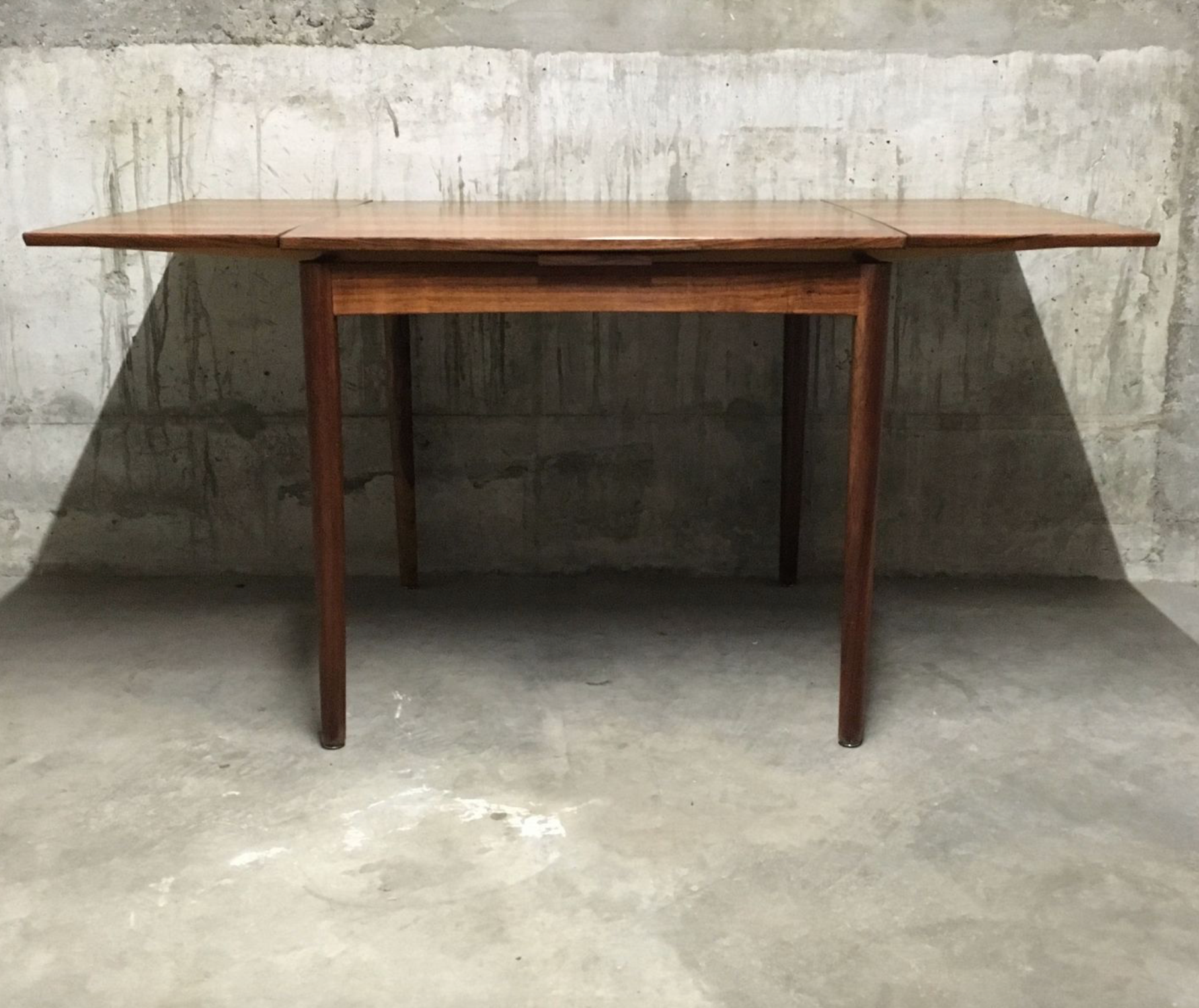 Mid-Century Danish Extendable Palisander Dining Table by Poul Hundevad, 1960s