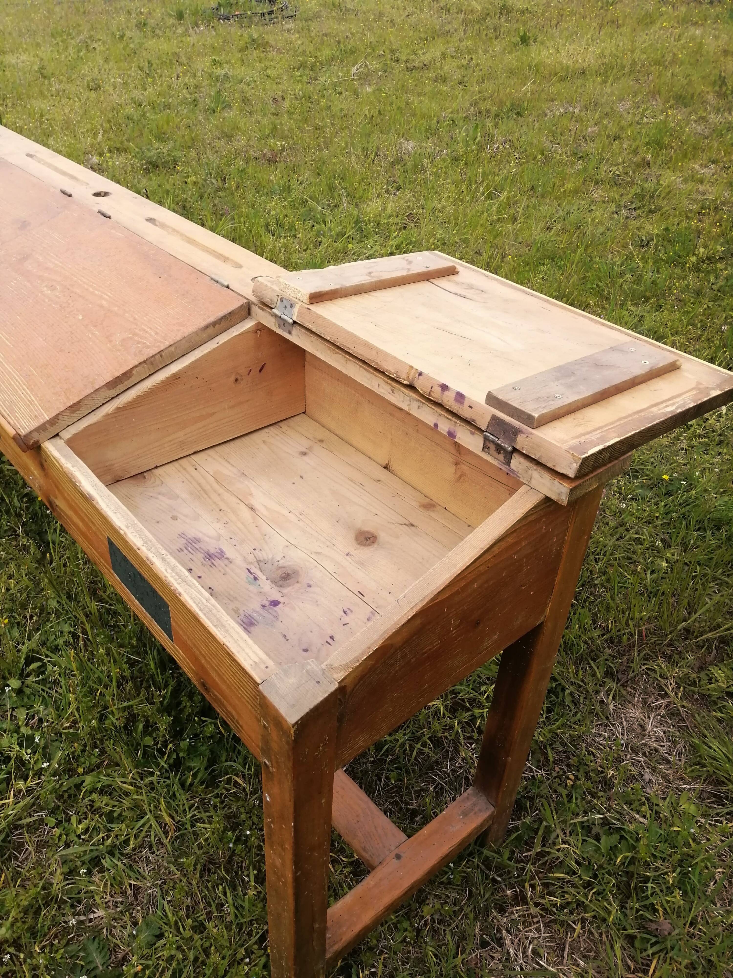 Old school desk for 4 people - Workshop furniture
