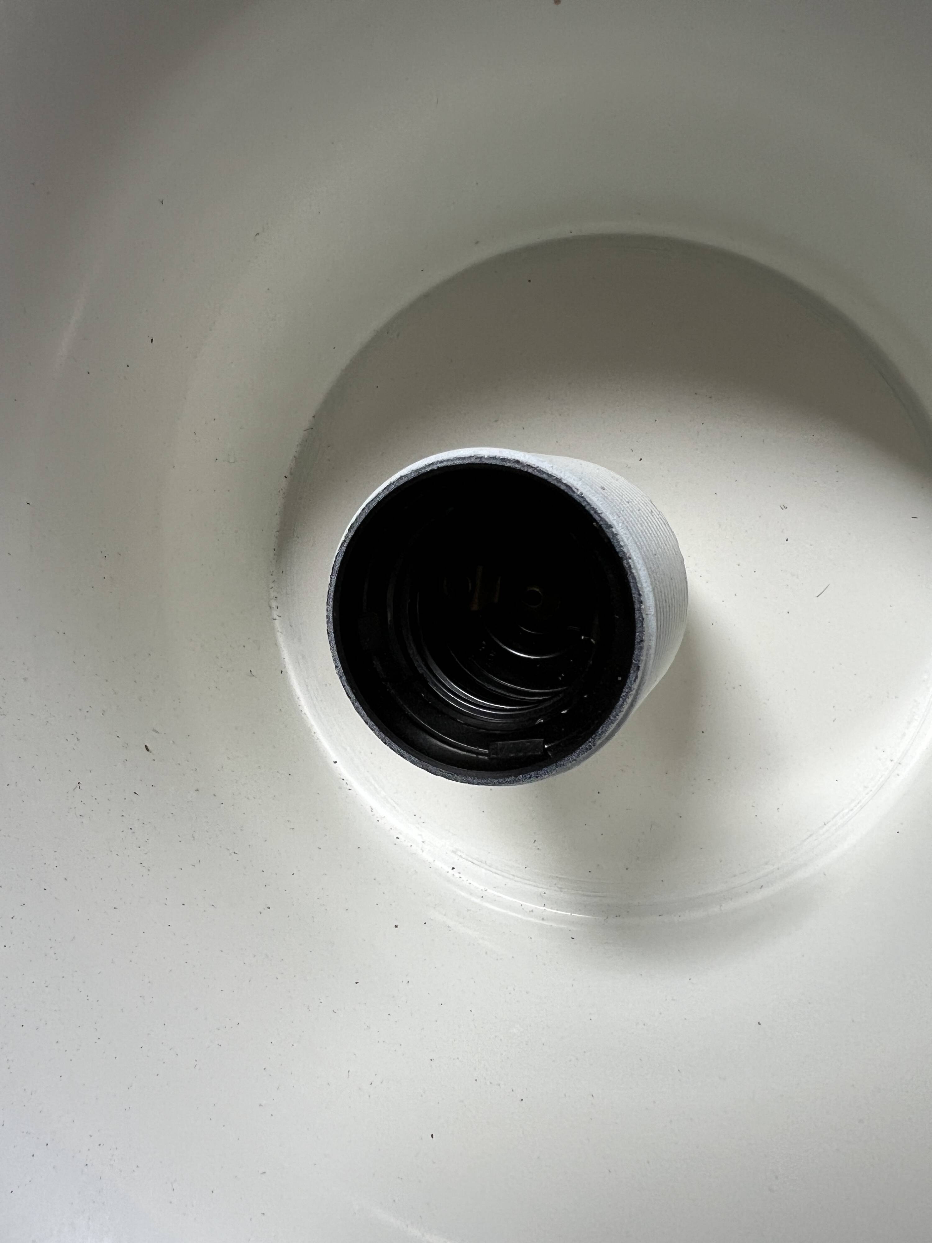 Red metal suspension