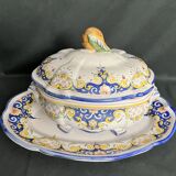 Angoulême Le Renoleau earthenware soup tureen set, 20th century