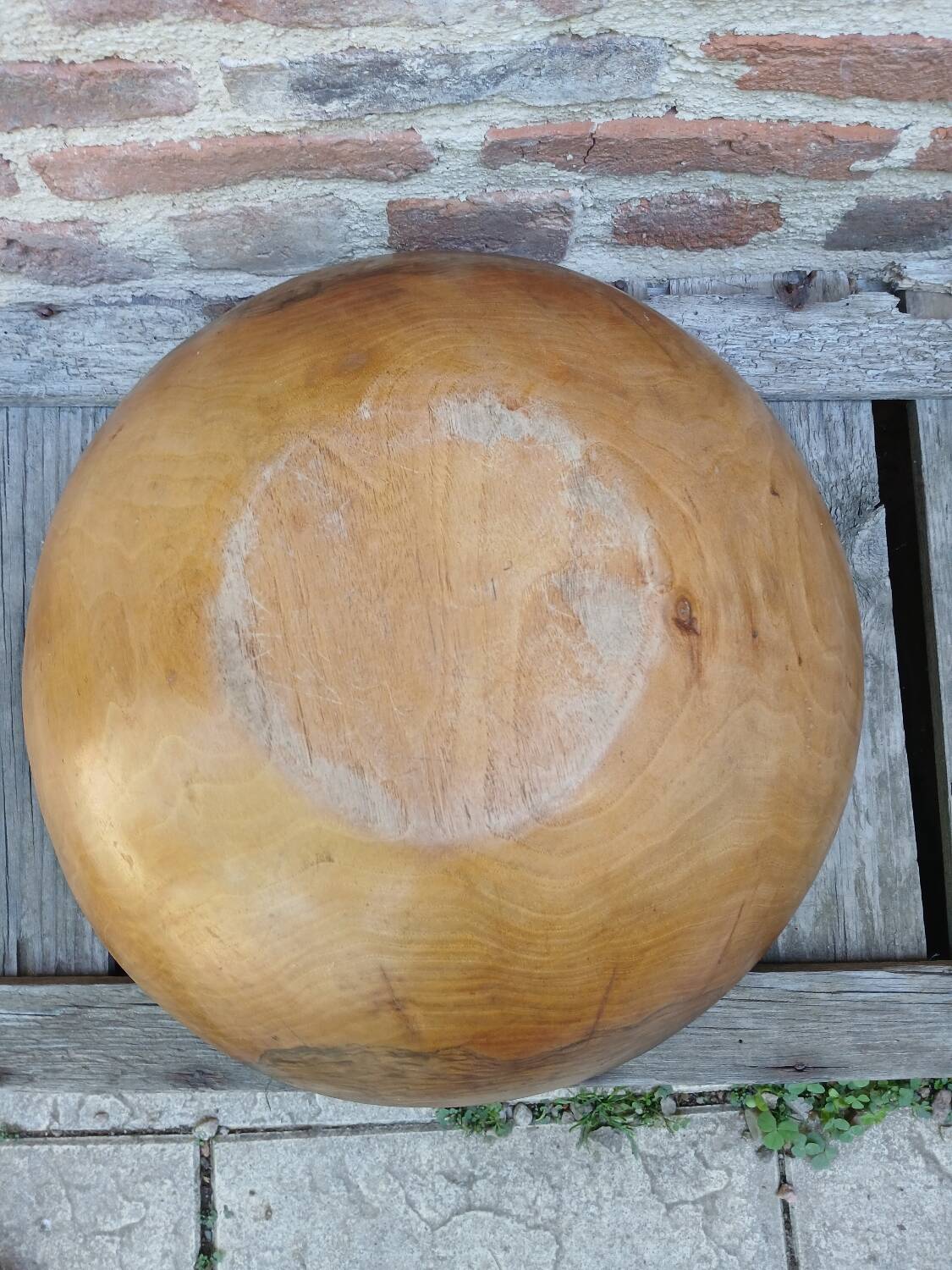 Olive wood salad bowl/fruit bowl