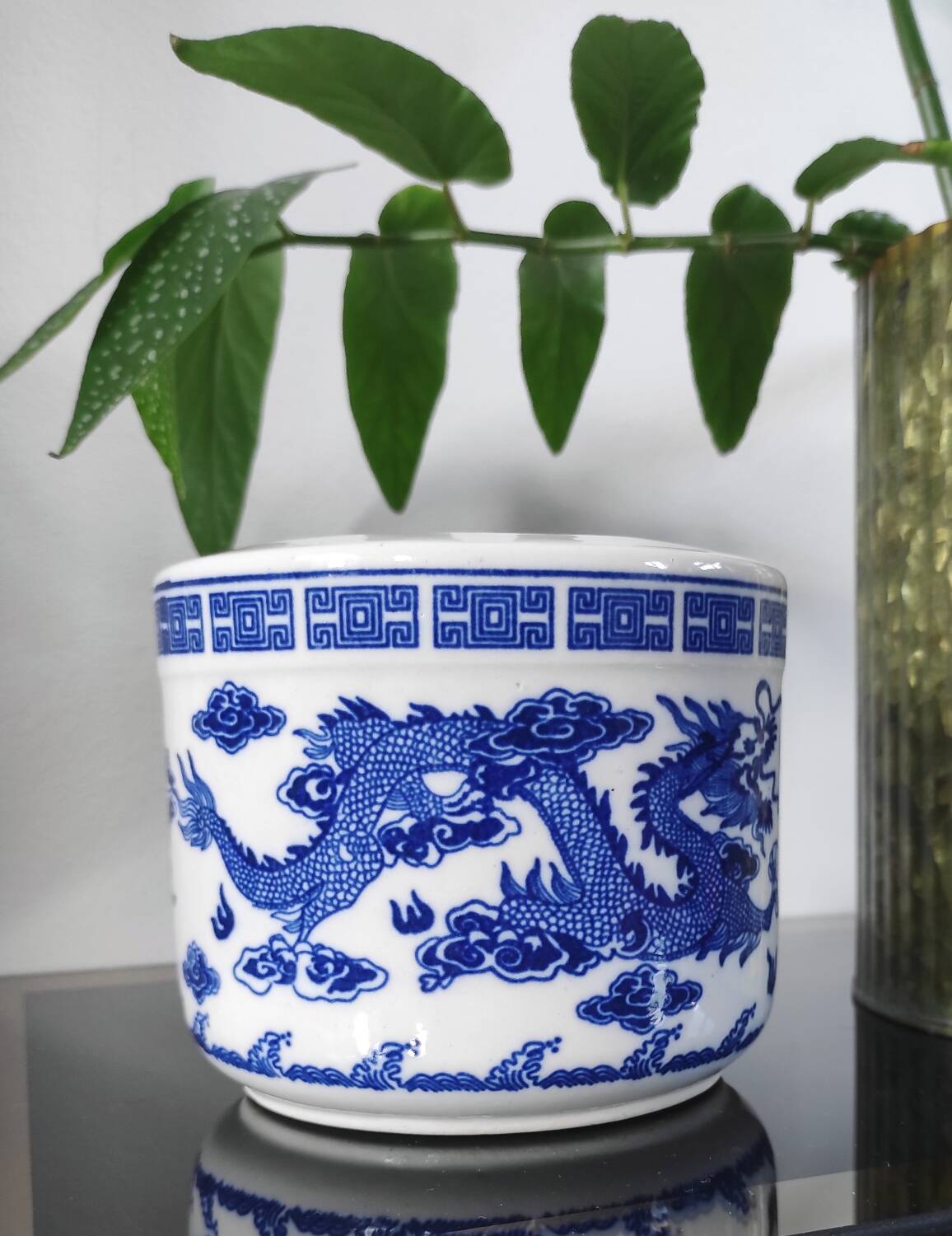 Cache-pot / Vintage porcelain brush pot