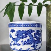 Cache-pot / Vintage porcelain brush pot