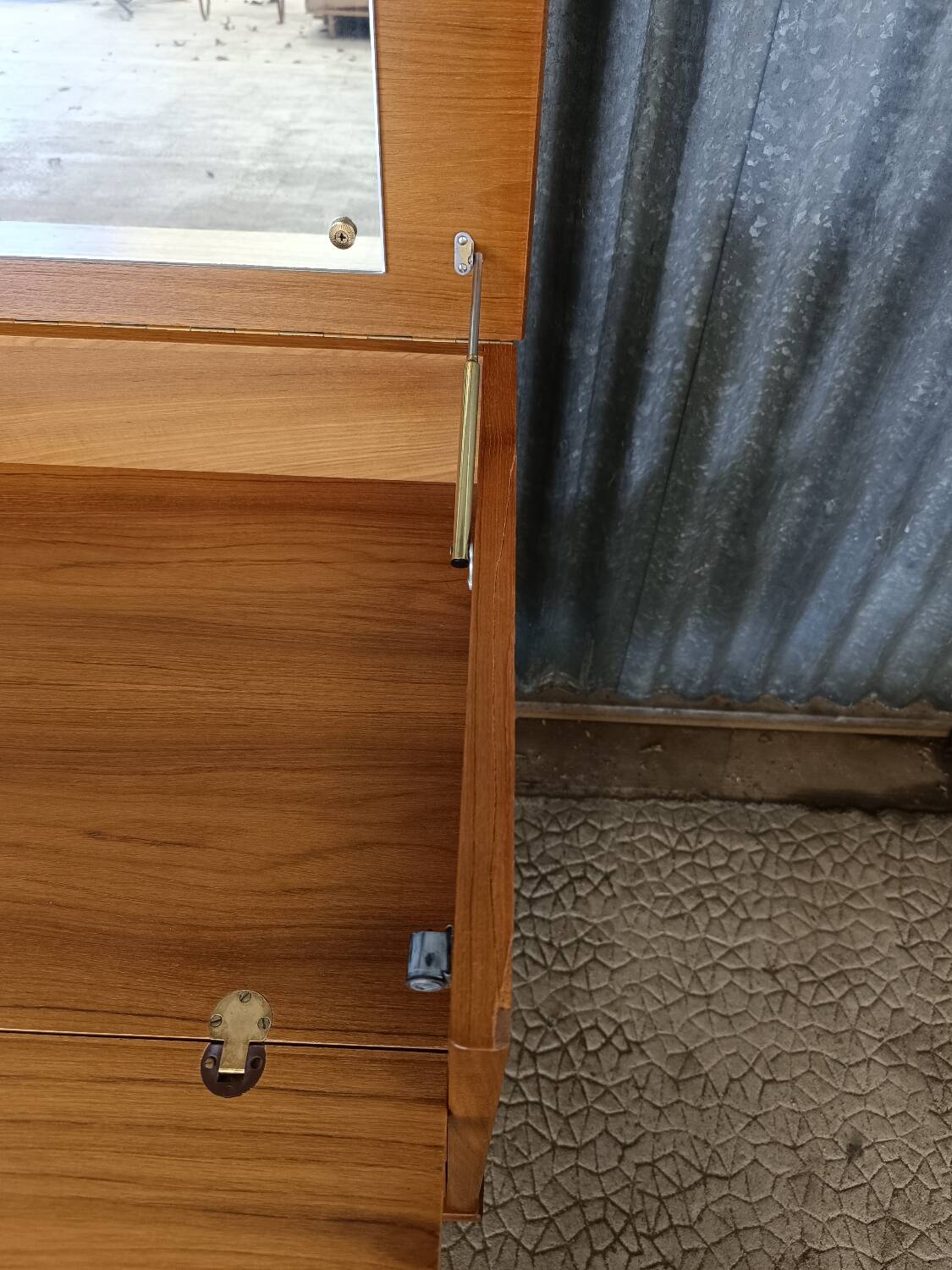Scandinavian vintage chest of drawers / dressing table