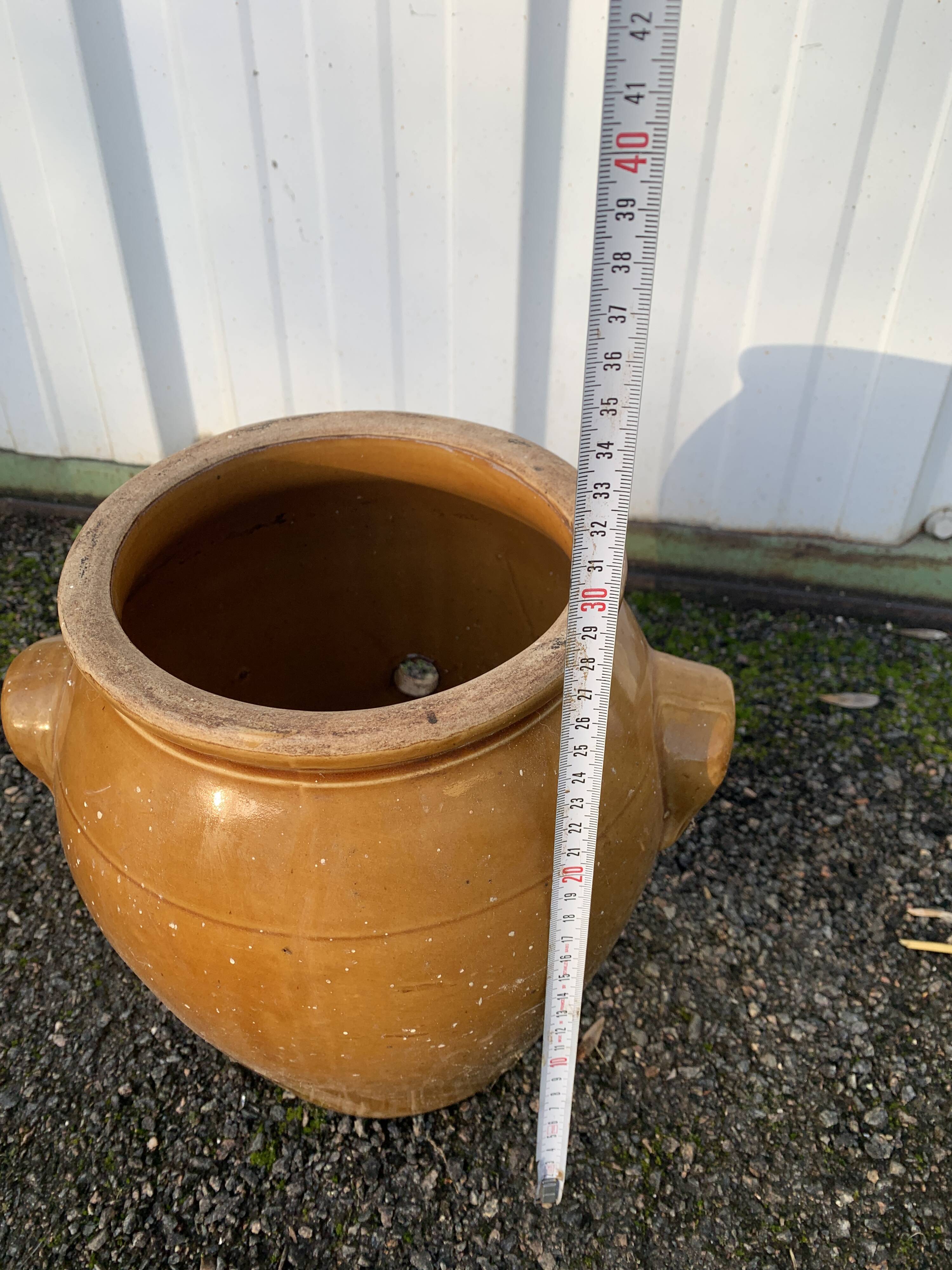 Terracotta jar 30 cm