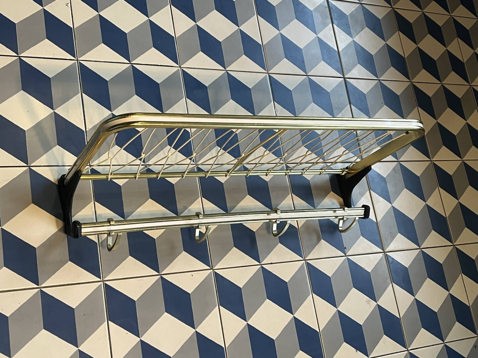 Coat rack style train luggage rack L=60cm