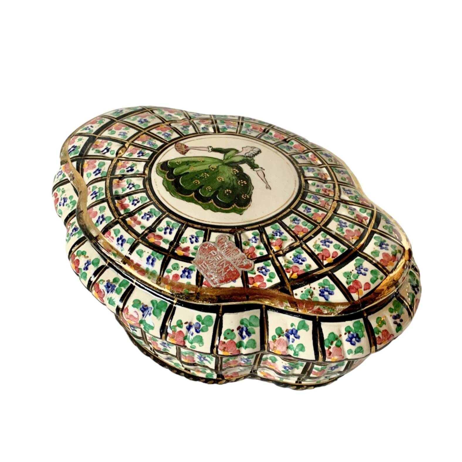 Vintage Hubert Bequet porcelain candy box - Louis XV series - 1950